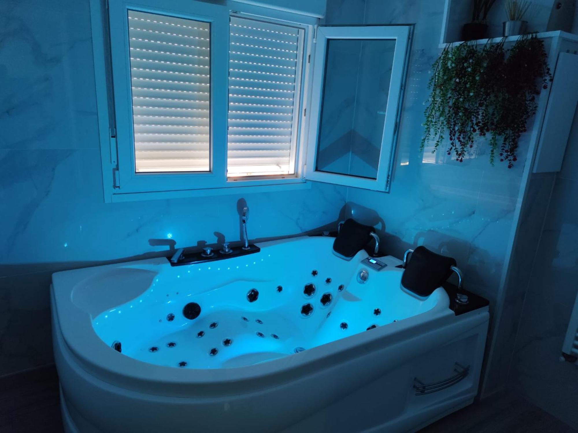 Apartamento Con Jacuzzi El Rincon De Las Delicias Zaragoza Exterior photo